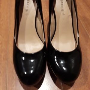 Madden Girl Pumps Size 8 Black